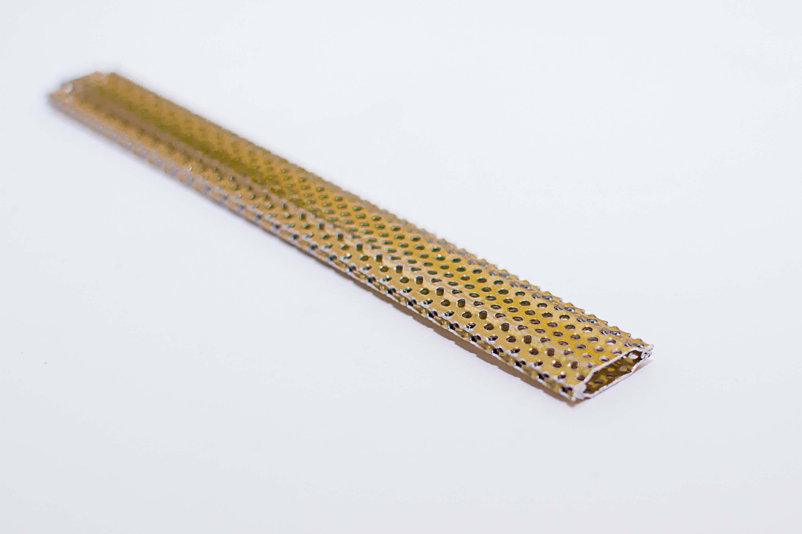 Профиль 17,3х5мм, перфорированный золото, хром - фото - 2