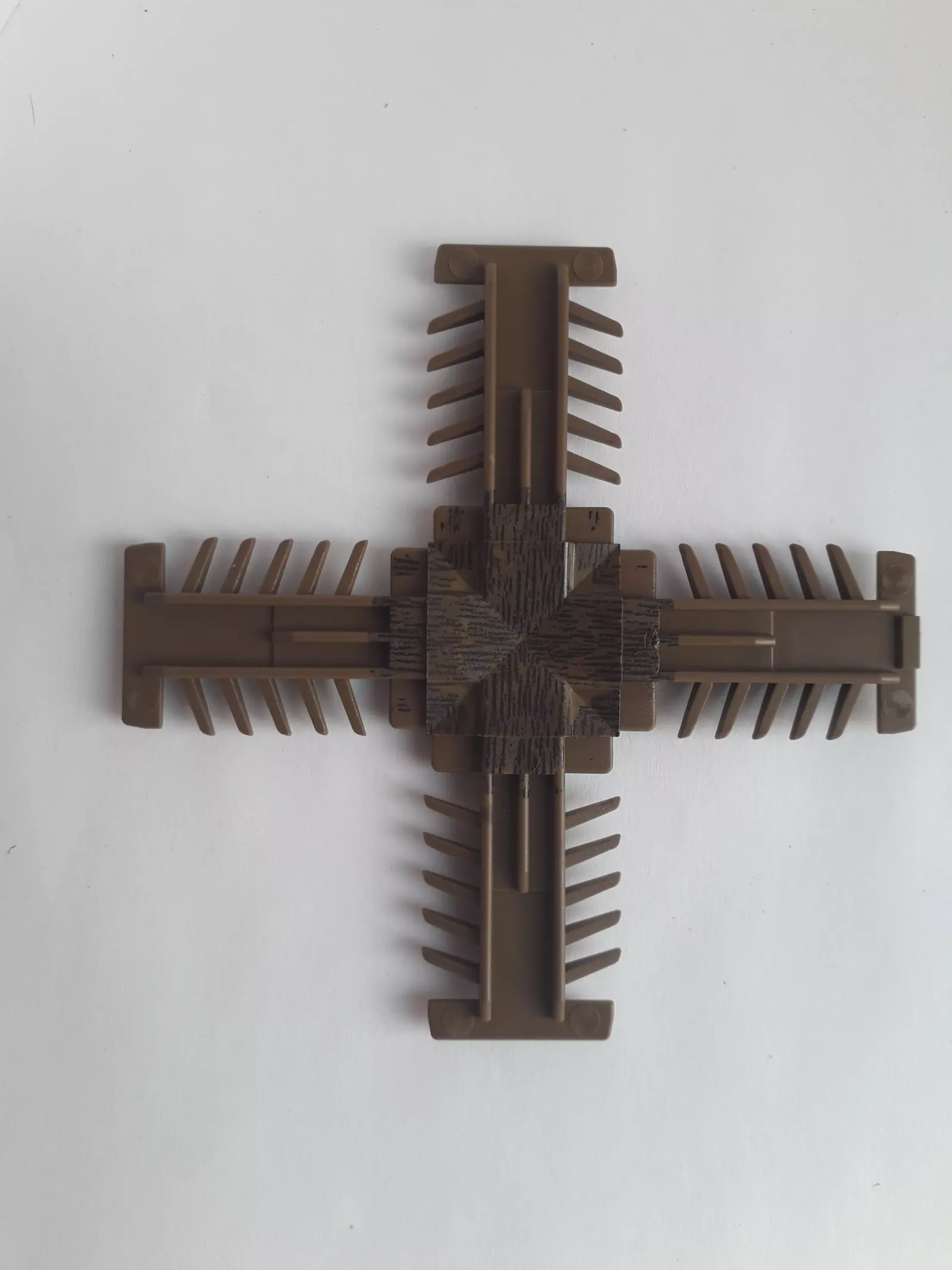 Профиль 18 мм белый+рустикальный дуб (Renolit 3149008) - фото - 1