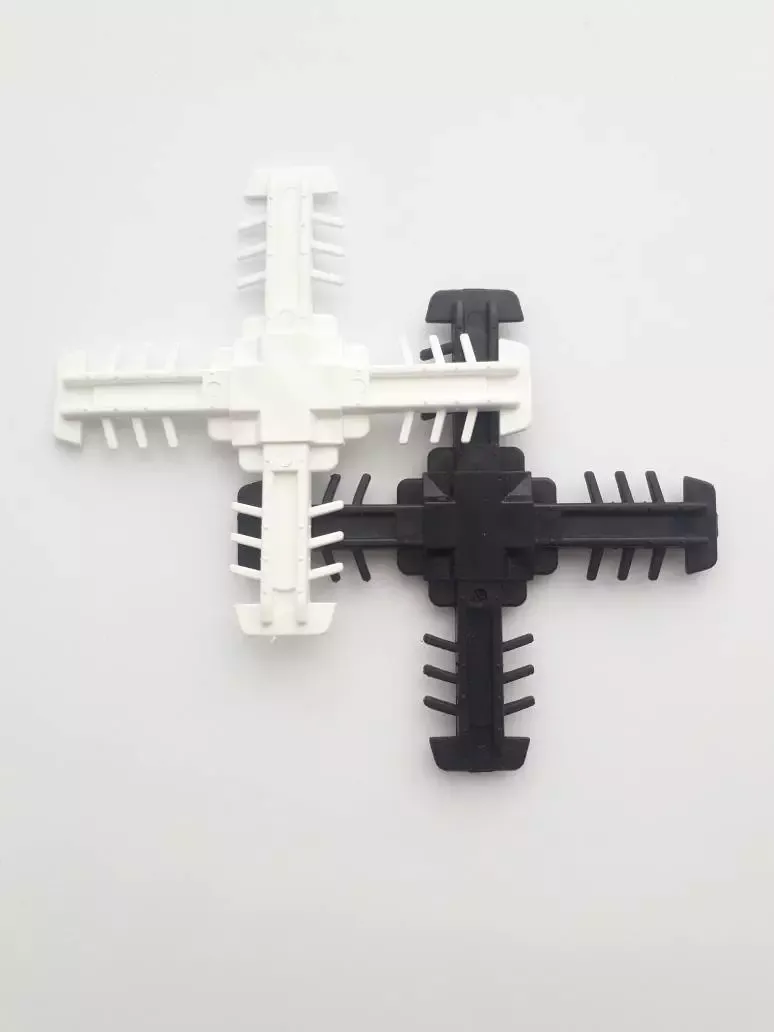 Центр. крест 18мм (белый + RAL 9005 глубокий чёрный) - фото - 1