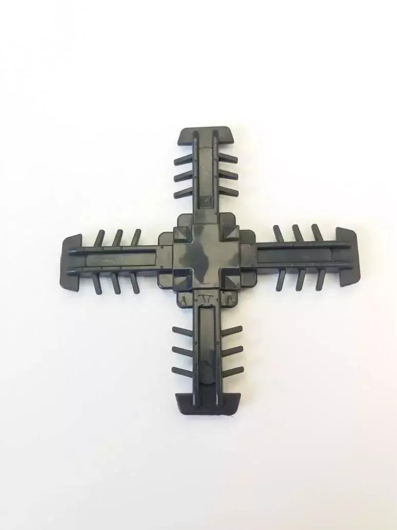 Центр. крест 18 мм, половинка (RAL 7016, 9005) - фото - 1